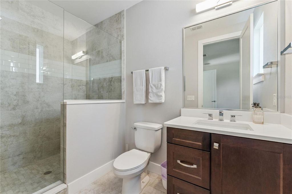 Image 18 of property listing at 10403 WOODWARD WINDS DRIVE, Orlando, FL 32827