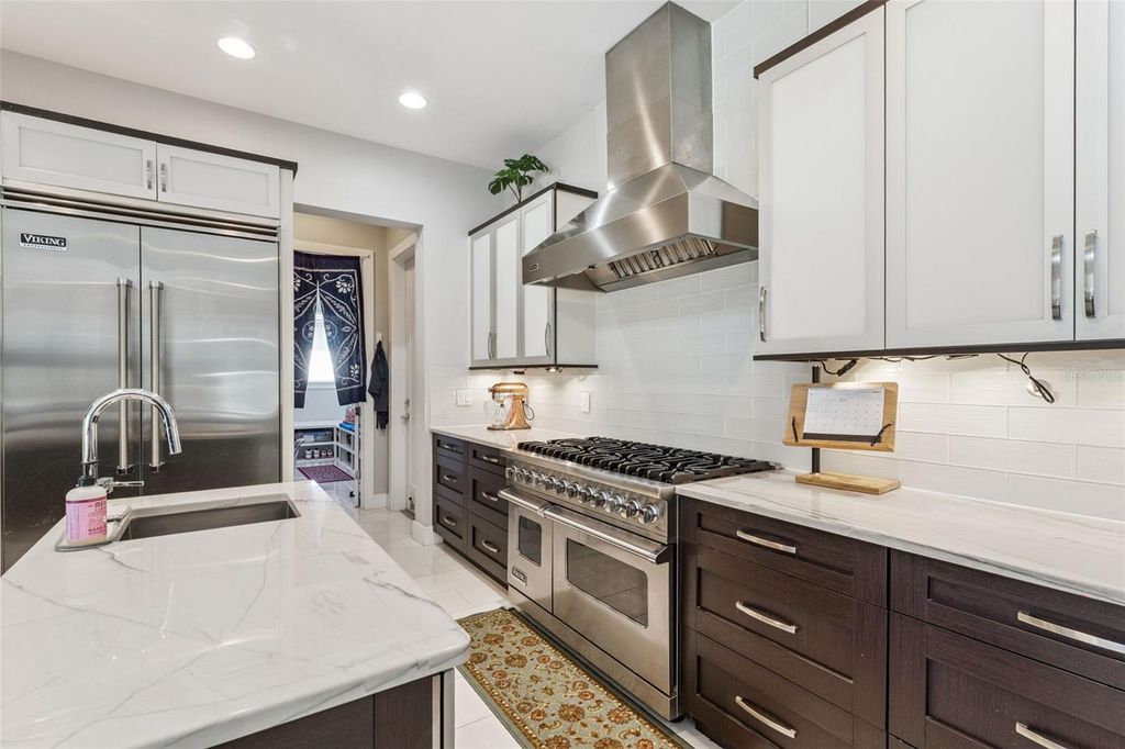 Image 3 of property listing at 10403 WOODWARD WINDS DRIVE, Orlando, FL 32827