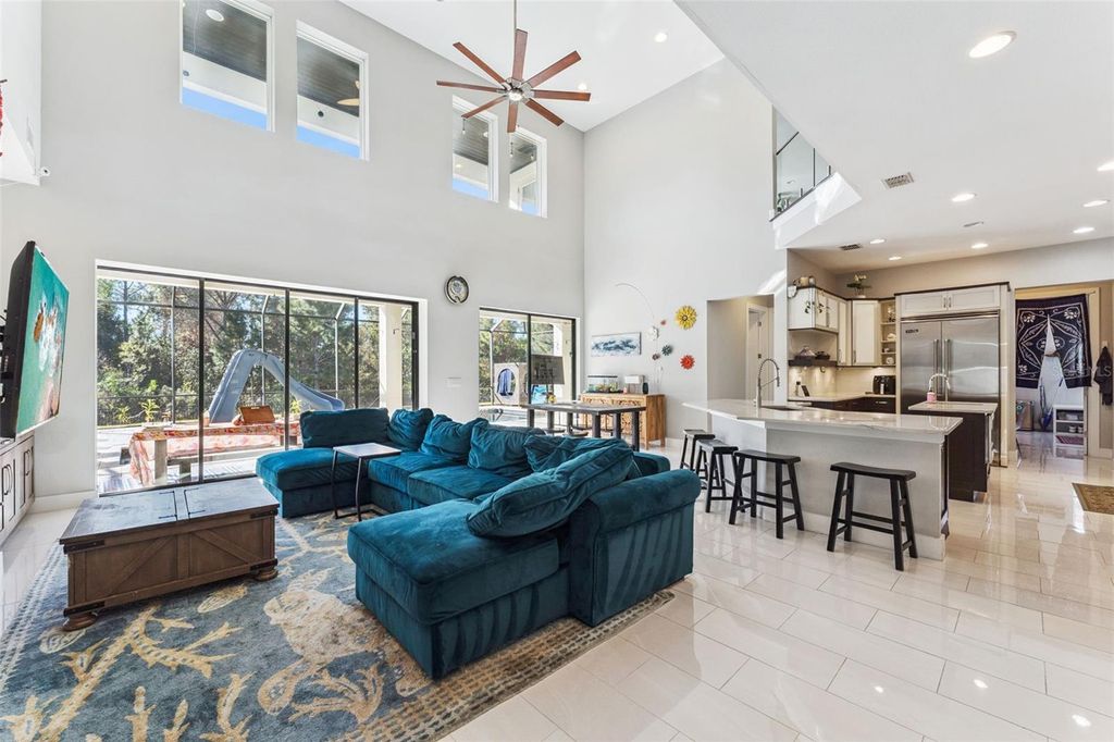 Image 10 of property listing at 10403 WOODWARD WINDS DRIVE, Orlando, FL 32827