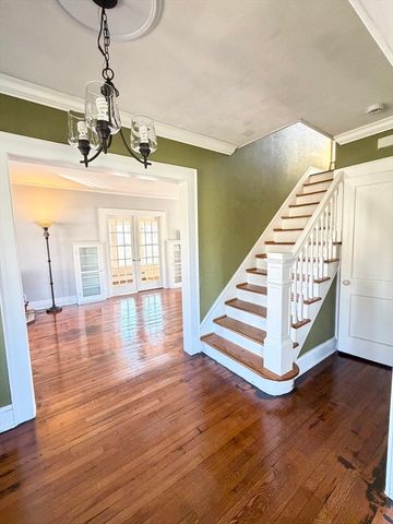 180 Russell Rd, Westfield, MA 01085