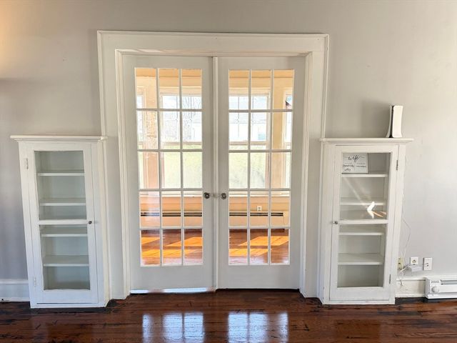 180 Russell Rd, Westfield, MA 01085