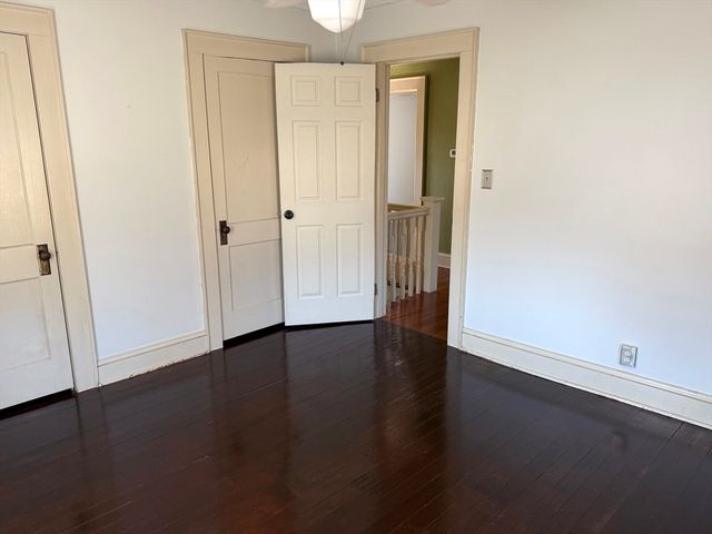 180 Russell Rd, Westfield, MA 01085