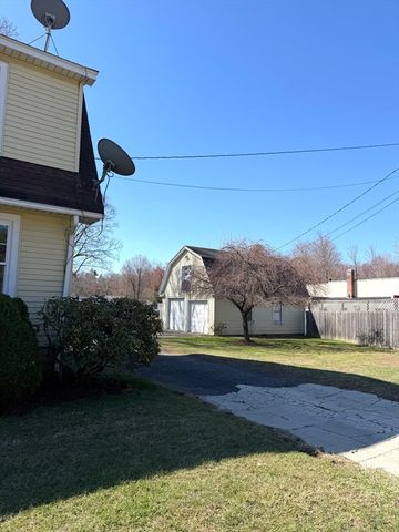 180 Russell Rd, Westfield, MA 01085