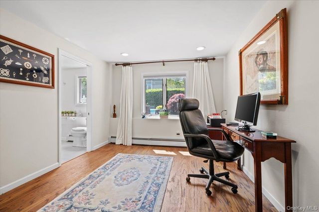 1 Sandra Court, Glen Cove, NY 11542
