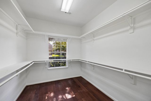 3906 Breaux Bridge Lane, Sugar Land, TX 77479