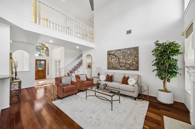 3906 Breaux Bridge Lane, Sugar Land, TX 77479
