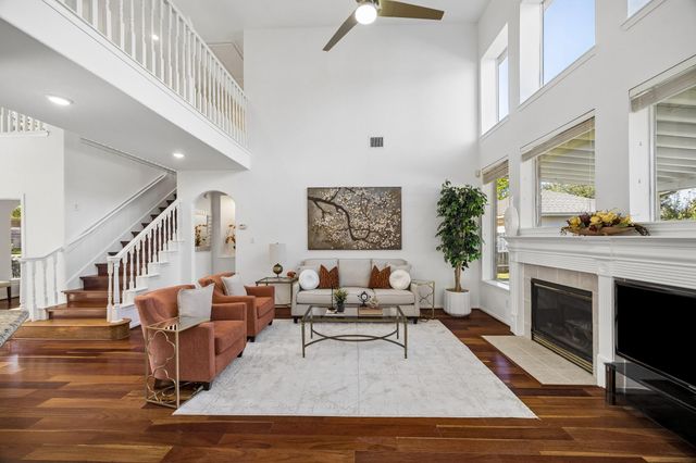 3906 Breaux Bridge Lane, Sugar Land, TX 77479