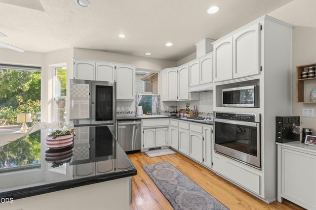 2398 Springbrook Road 6, Medford, OR 97504