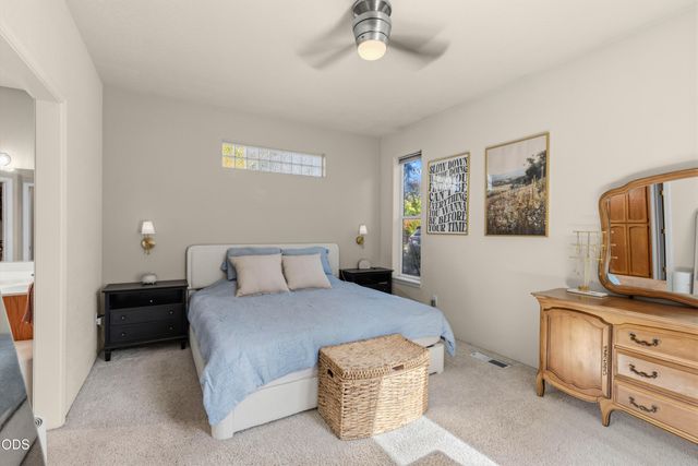 2398 Springbrook Road 6, Medford, OR 97504