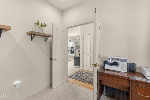 2398 Springbrook Road 6, Medford, OR 97504