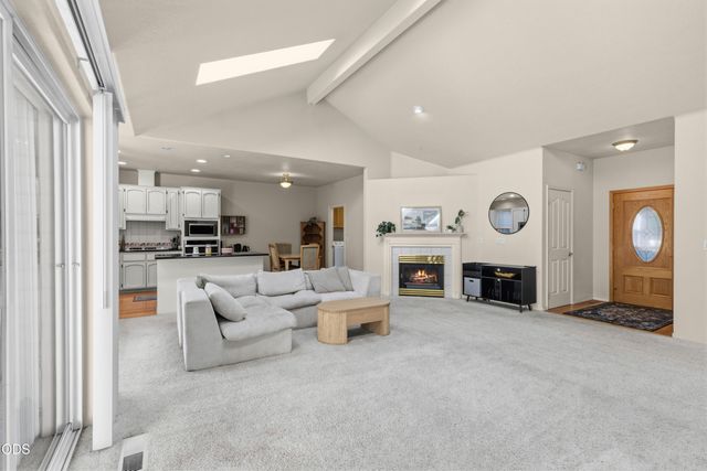 2398 Springbrook Road 6, Medford, OR 97504