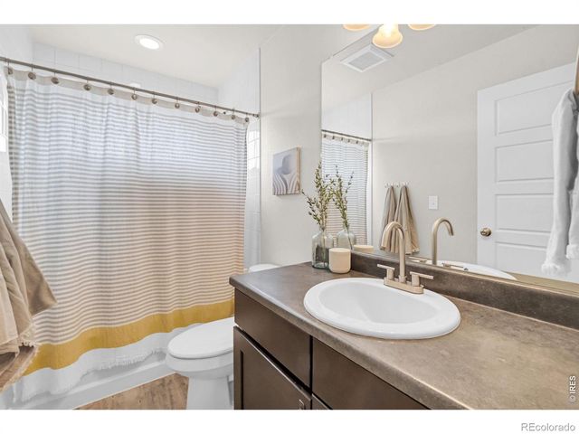 5038 Silverwood Drive, Johnstown, CO 80534