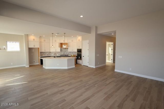 20194 W LUKE Avenue, Litchfield Park, AZ 85340