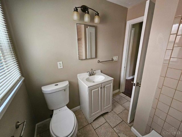 6942 Gloria Drive, North College Hill, OH 45239