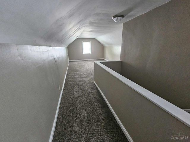 6942 Gloria Drive, North College Hill, OH 45239