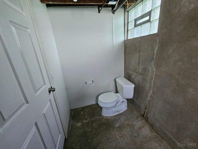 6942 Gloria Drive, North College Hill, OH 45239