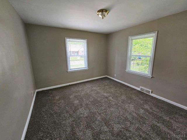 6942 Gloria Drive, North College Hill, OH 45239