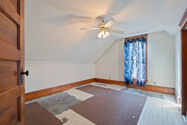 105 E Section Street, Claypool, IN 46510