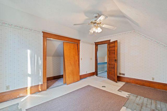 105 E Section Street, Claypool, IN 46510