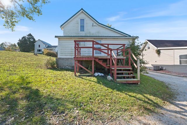 105 E Section Street, Claypool, IN 46510