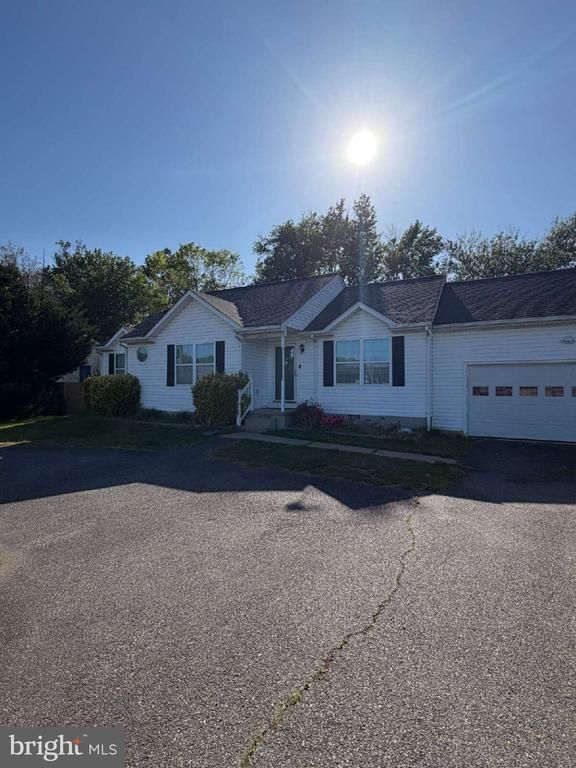 11016 LEAVELLS RD, Fredericksburg, VA 22407