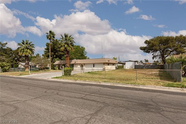 4958 East Van Buren Avenue, Las Vegas, NV 89110