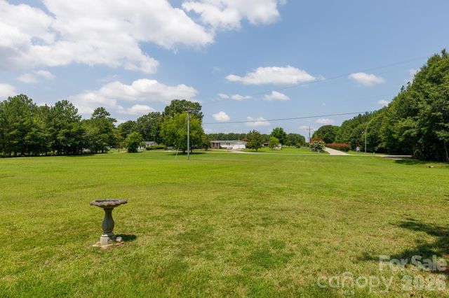 785 Hawthorne Road, Chester, SC 29706