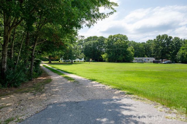 785 Hawthorne Road, Chester, SC 29706