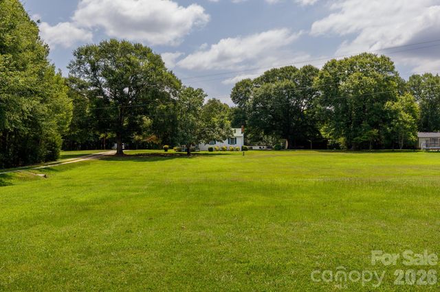 785 Hawthorne Road, Chester, SC 29706