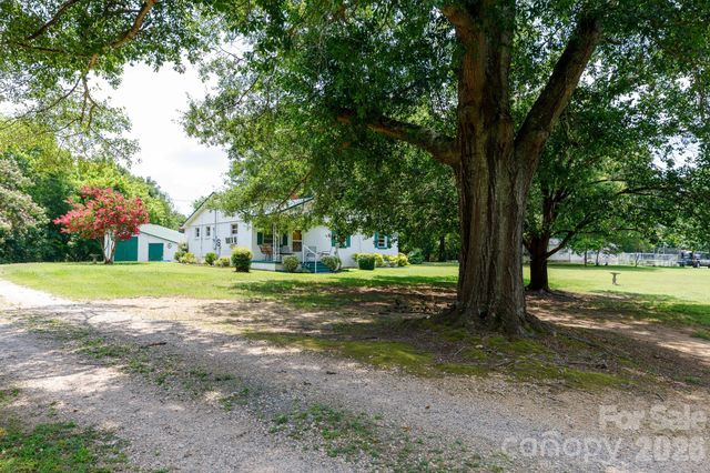 785 Hawthorne Road, Chester, SC 29706
