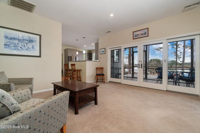 138 Shoreline Court, Oriental, NC 28571