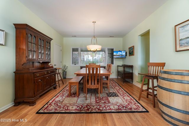 138 Shoreline Court, Oriental, NC 28571