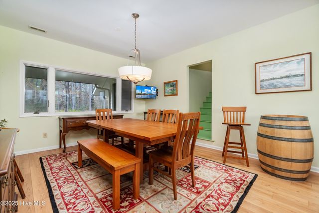 138 Shoreline Court, Oriental, NC 28571