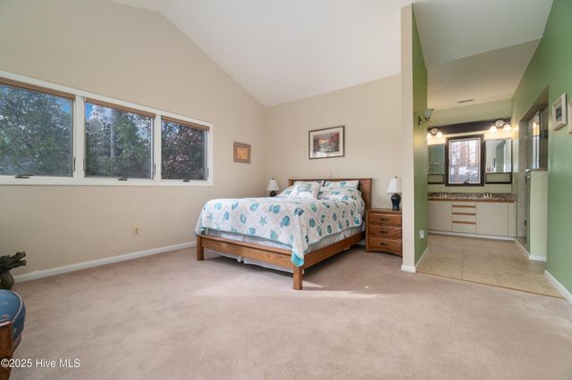 138 Shoreline Court, Oriental, NC 28571