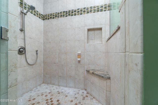 138 Shoreline Court, Oriental, NC 28571