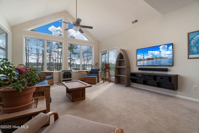 138 Shoreline Court, Oriental, NC 28571