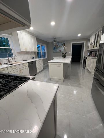 25 Monroe Drive, Marlboro, NJ 07746