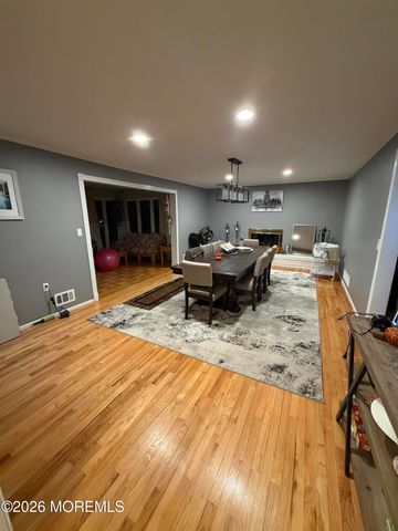 25 Monroe Drive, Marlboro, NJ 07746