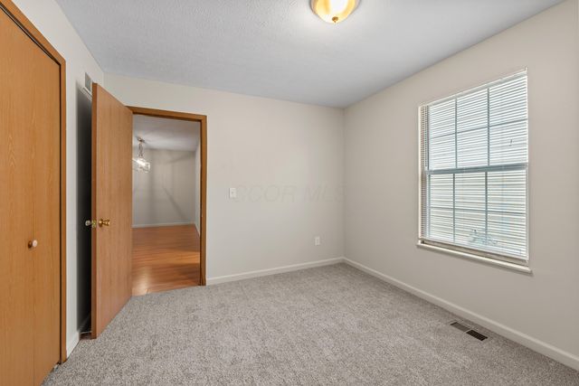 442 Courtland Lane, Pickerington, OH 43147