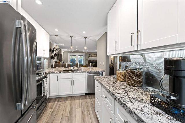 4125 Amberwood Cir, Pleasanton, CA 94588
