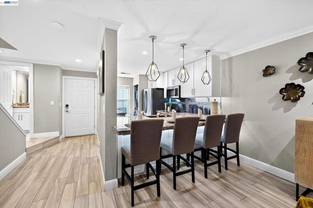 4125 Amberwood Cir, Pleasanton, CA 94588