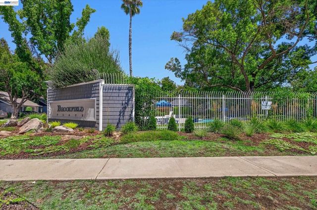 4125 Amberwood Cir, Pleasanton, CA 94588