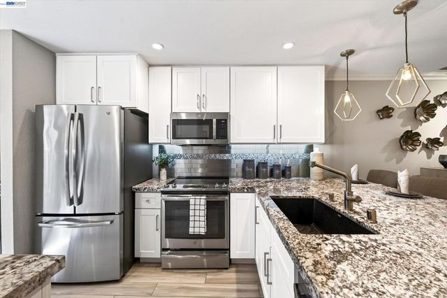 4125 Amberwood Cir, Pleasanton, CA 94588