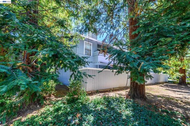 4125 Amberwood Cir, Pleasanton, CA 94588