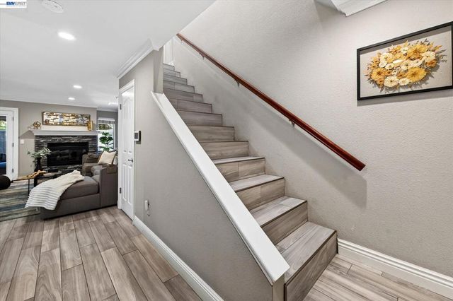 4125 Amberwood Cir, Pleasanton, CA 94588