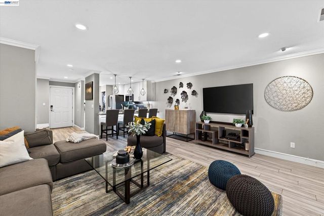 4125 Amberwood Cir, Pleasanton, CA 94588