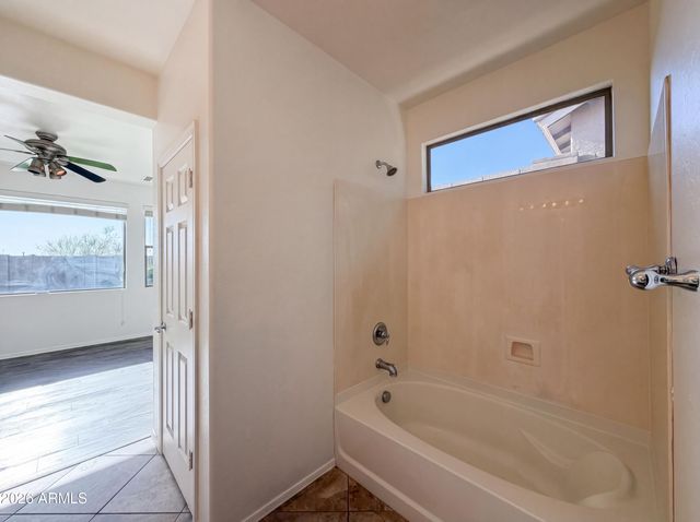 38034 N HUDSON Trail, Anthem, AZ 85086