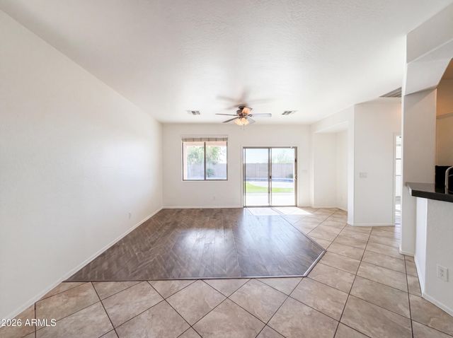 38034 N HUDSON Trail, Anthem, AZ 85086