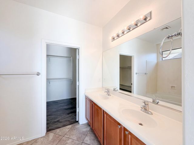 38034 N HUDSON Trail, Anthem, AZ 85086