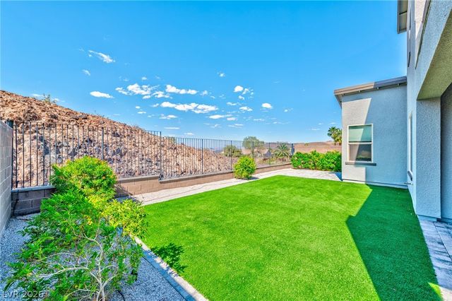 2004 Peaceful Mesa Court, Henderson, NV 89052
